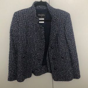 CHANEL navy tweed jacket. Size 40. Brand new